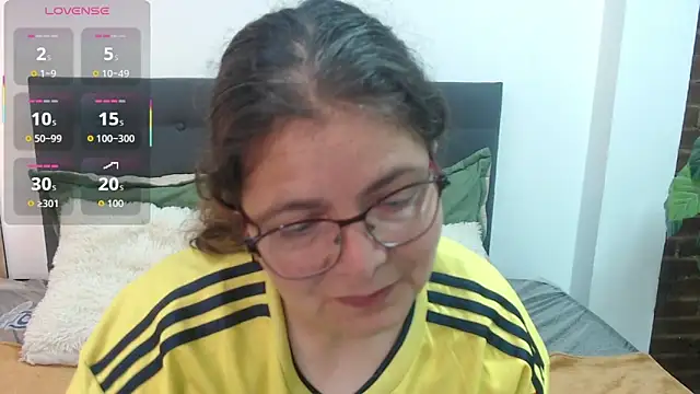 Linda banks  online show from October 15, 1:19 am