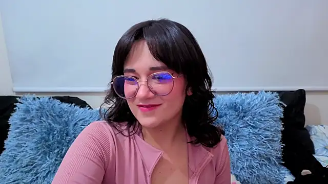 akire charmed  online show from September 19, 11:15 pm