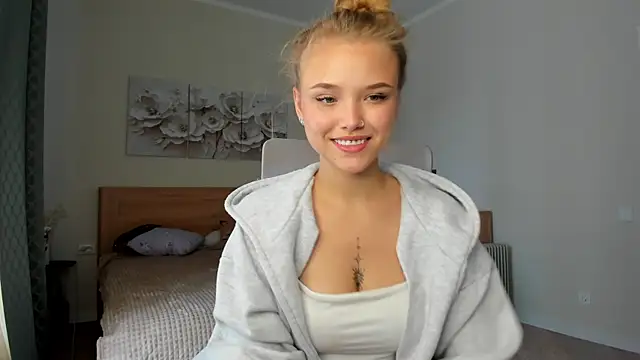 flooora 0 online show from July 22, 1:50 am