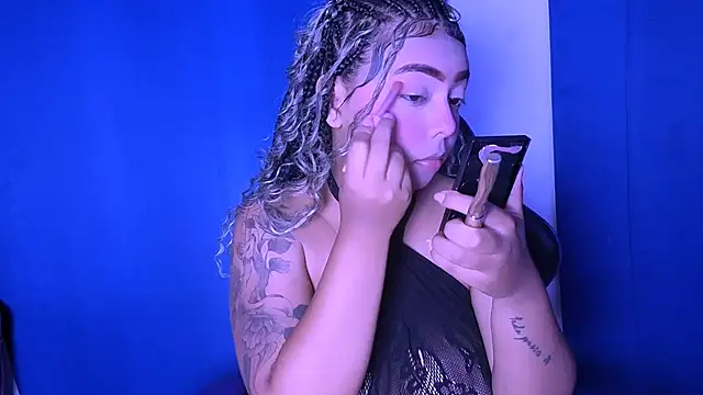 nahomy ryans online show from October 23, 7:25 am