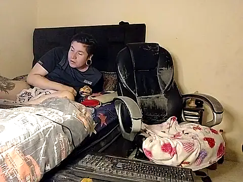 saenzjulieta1 online show from October 12, 10:56 pm