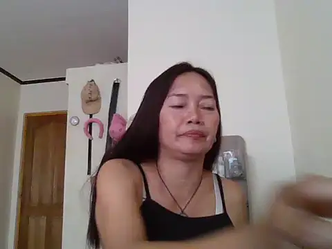 Snapshot of Asianwild_matured4uxx chatting on October 11, 2:49 am Asianwild matured4uxx online show from October 11, 2:49 am
