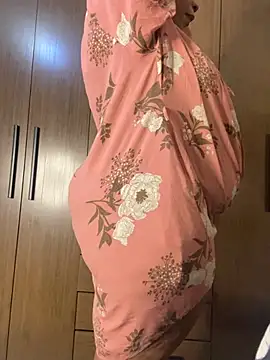 THICKBUNNYCHICKxxx online show from March 22, 8:15 pm