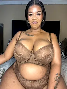 THICKBUNNYCHICKxxx online show from October 31, 5:39 pm