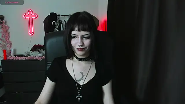 LiyaLuna online show from March 19, 1:04 pm