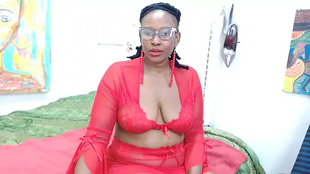 NaughtyMILFxox online show from January 11, 6:40 am