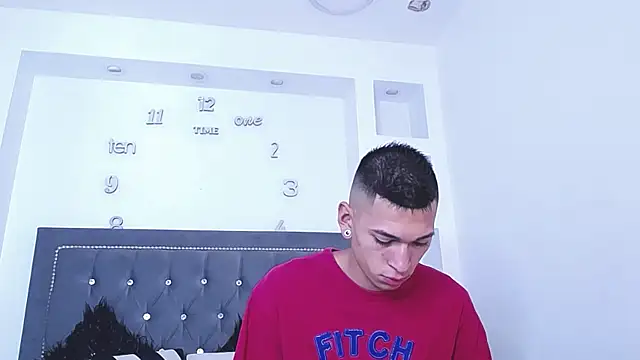 AmelieAndAce online show from September 13, 12:13 pm