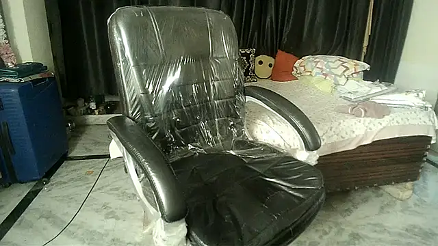 Anaconda-Mall online show from May 5, 9:51 pm