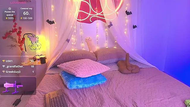 Snapshot of Lexy_Love_ chatting on October 18, 1:58 pm Lexy Love online show from October 18, 1:58 pm