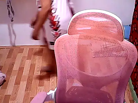 Sweetyummybabygirl online show from July 19, 1:13 pm