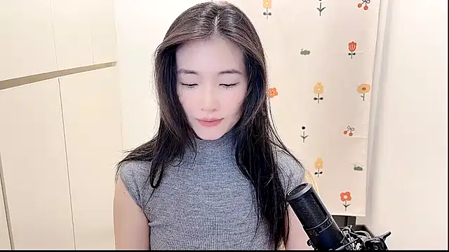Snapshot of Rosalind_xixi chatting on October 2, 2:00 pm Rosalind xixi online show from October 2, 2:00 pm