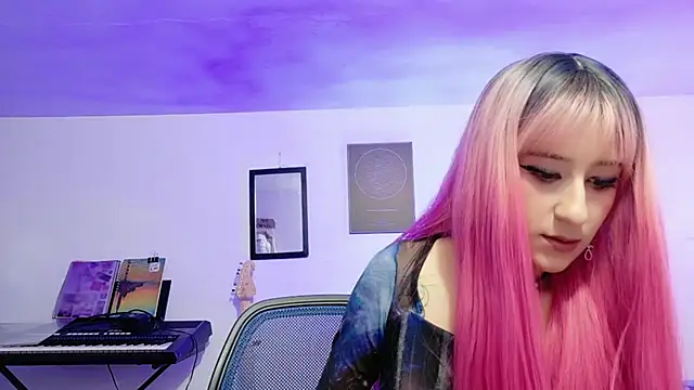 atenea dragon   online show from February 1, 8:29 pm