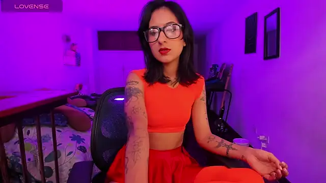 Snapshot of atenea_dragon__ chatting on October 3, 7:41 pm atenea dragon online show from October 3, 7:41 pm