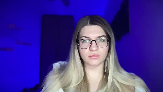 KristinaCake online show from December 3, 12:29 pm