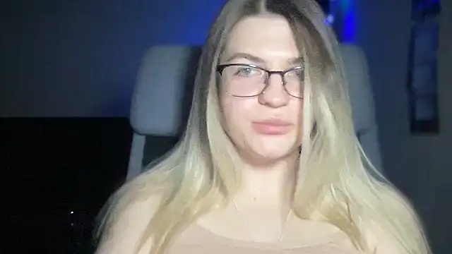 KristinaCake online show from November 23, 3:03 pm