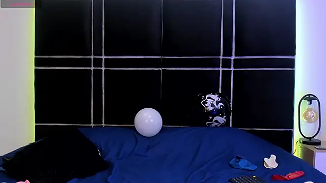 Zoe Vg online show from November 28, 7:39 pm