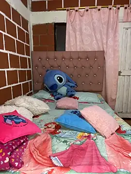 Rachellcooperrr online show from November 23, 2:47 am