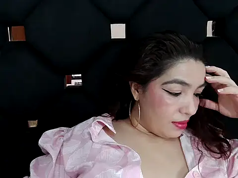 Snapshot of vegacristal88 chatting on October 1, 2:44 pm vegacristal88 online show from October 1, 2:44 pm