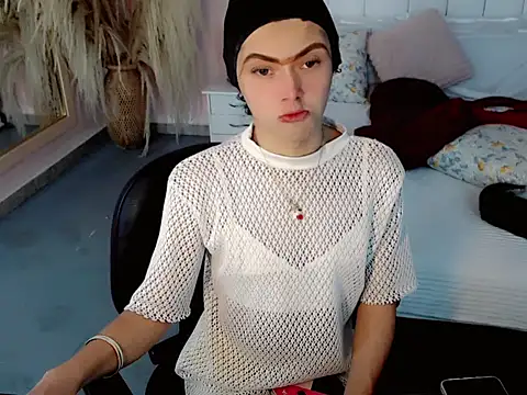 nathalialoes1 online show from October 22, 7:08 pm