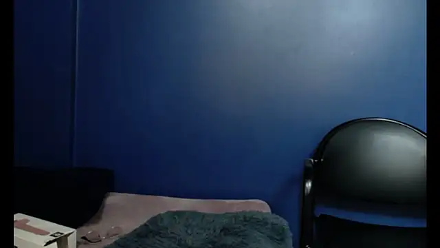 peach25   online show from September 17, 7:56 pm