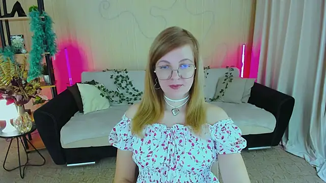 YourUniverser online show from December 2, 11:12 am