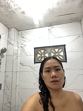 wildpussycat69 online show from February 3, 2:53 am