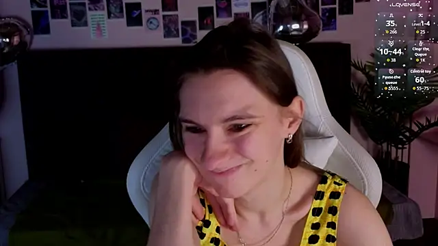 kaleriyaa  online show from December 15, 3:34 am