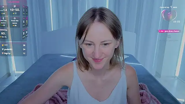 LuluChiiii online show from September 13, 10:56 am