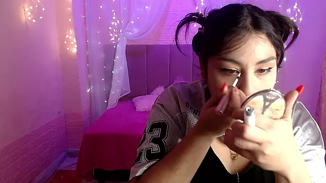 Snapshot of Aitana_200 chatting on September 17, 1:42 pm Aitana 200 online show from September 17, 1:42 pm