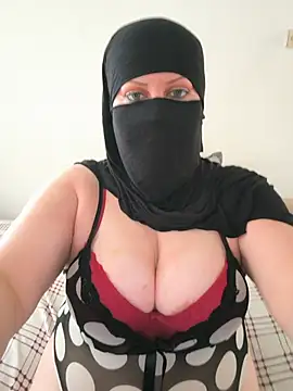 dolgunguzellik online show from July 21, 3:57 pm