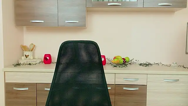 Julia Jae online show from July 22, 4:35 am