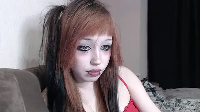  LUCY LAVE online show from October 3, 8:58 pm