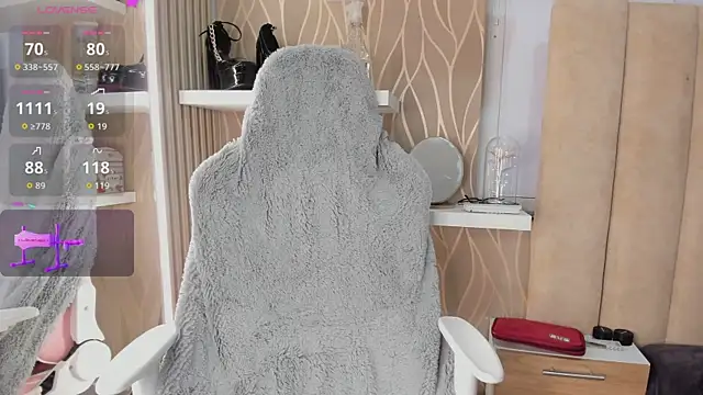 Melani Rosse online show from October 16, 9:39 pm