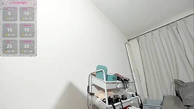 fox-yiyi online show from January 17, 8:00 am