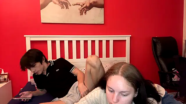 flowerscouple online show from September 23, 2:26 pm