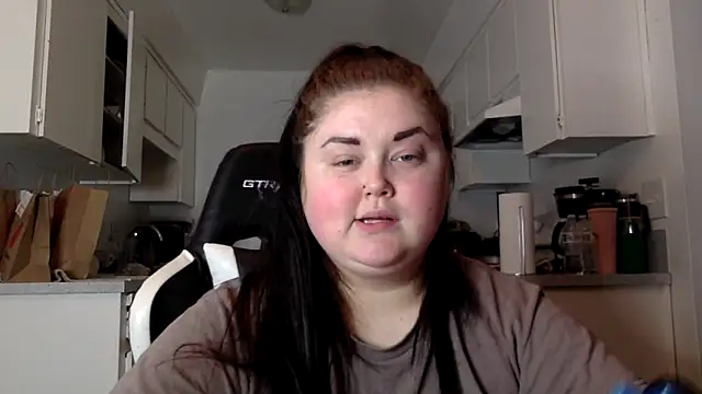 JJbaby1 online show from October 31, 2:43 pm