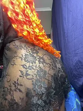 Kikie23 online show from September 28, 12:43 pm