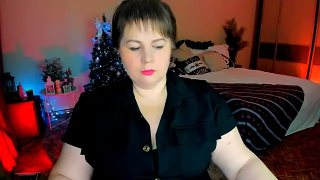 CrystaalStaar online show from January 10, 8:02 pm