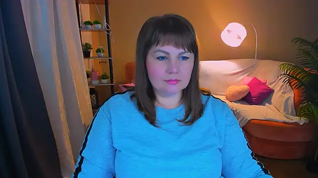 CrystaalStaar online show from November 5, 7:41 pm