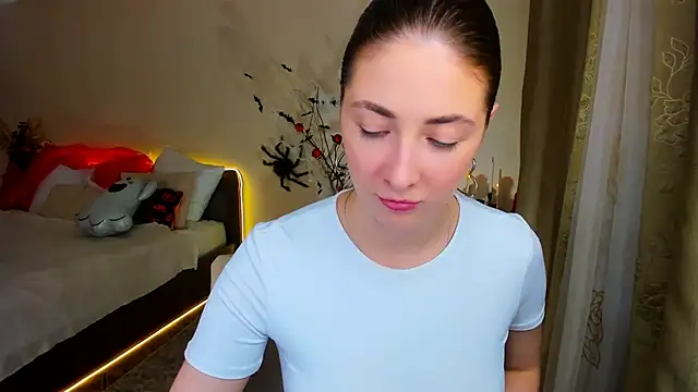 SensitiveSooul online show from October 26, 12:00 pm