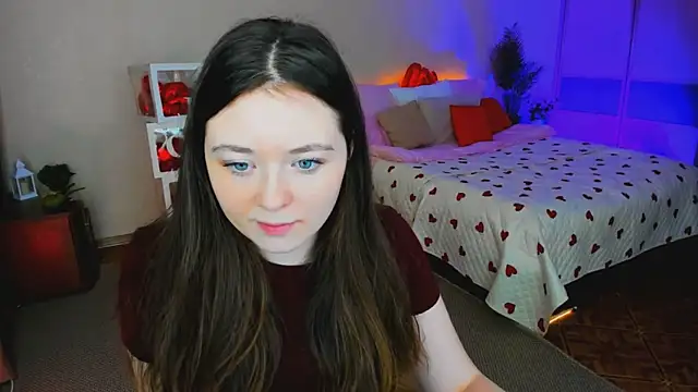 AlluringLookk online show from February 12, 4:19 pm