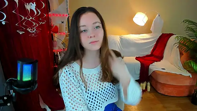 AlluringLookk online show from November 3, 4:22 pm