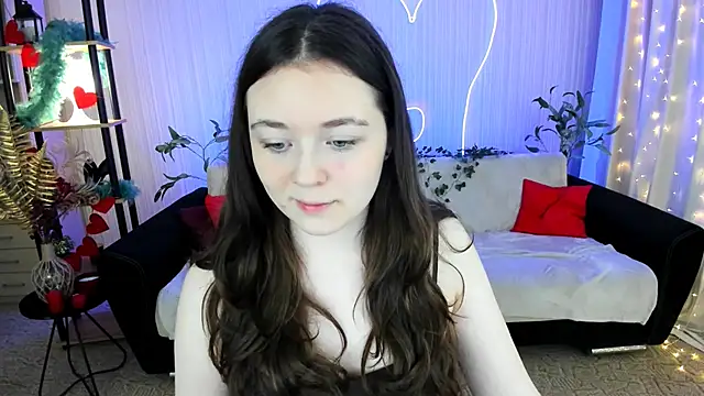 AlluringLookk online show from June 6, 4:24 pm