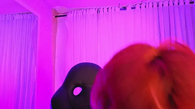 Snapshot of oliver_big19 chatting on September 30, 12:11 pm oliver big19 online show from September 30, 12:11 pm
