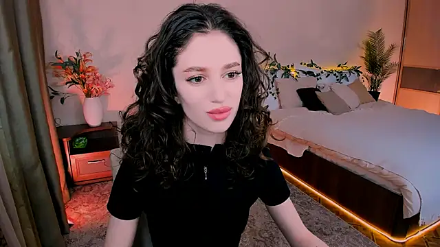 Snapshot of ChristinaConteeree chatting on September 13, 4:26 pm ChristinaConteeree online show from September 13, 4:26 pm