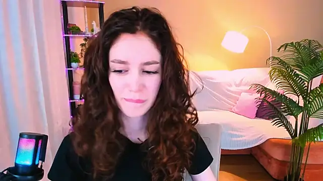 Snapshot of ChristinaConteeree chatting on October 3, 4:23 pm ChristinaConteeree online show from October 3, 4:23 pm