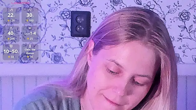 AngelAnty online show from July 22, 5:25 pm