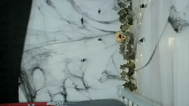 angelainparis28 online show from October 13, 5:10 am