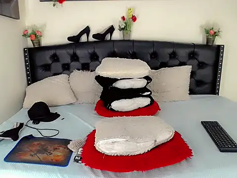 Sasha - online show from December 3, 3:58 pm