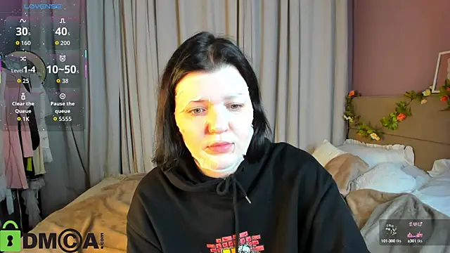 Snapshot of Michele_Greenn chatting on October 12, 1:52 am Michele Greenn online show from October 12, 1:52 am
